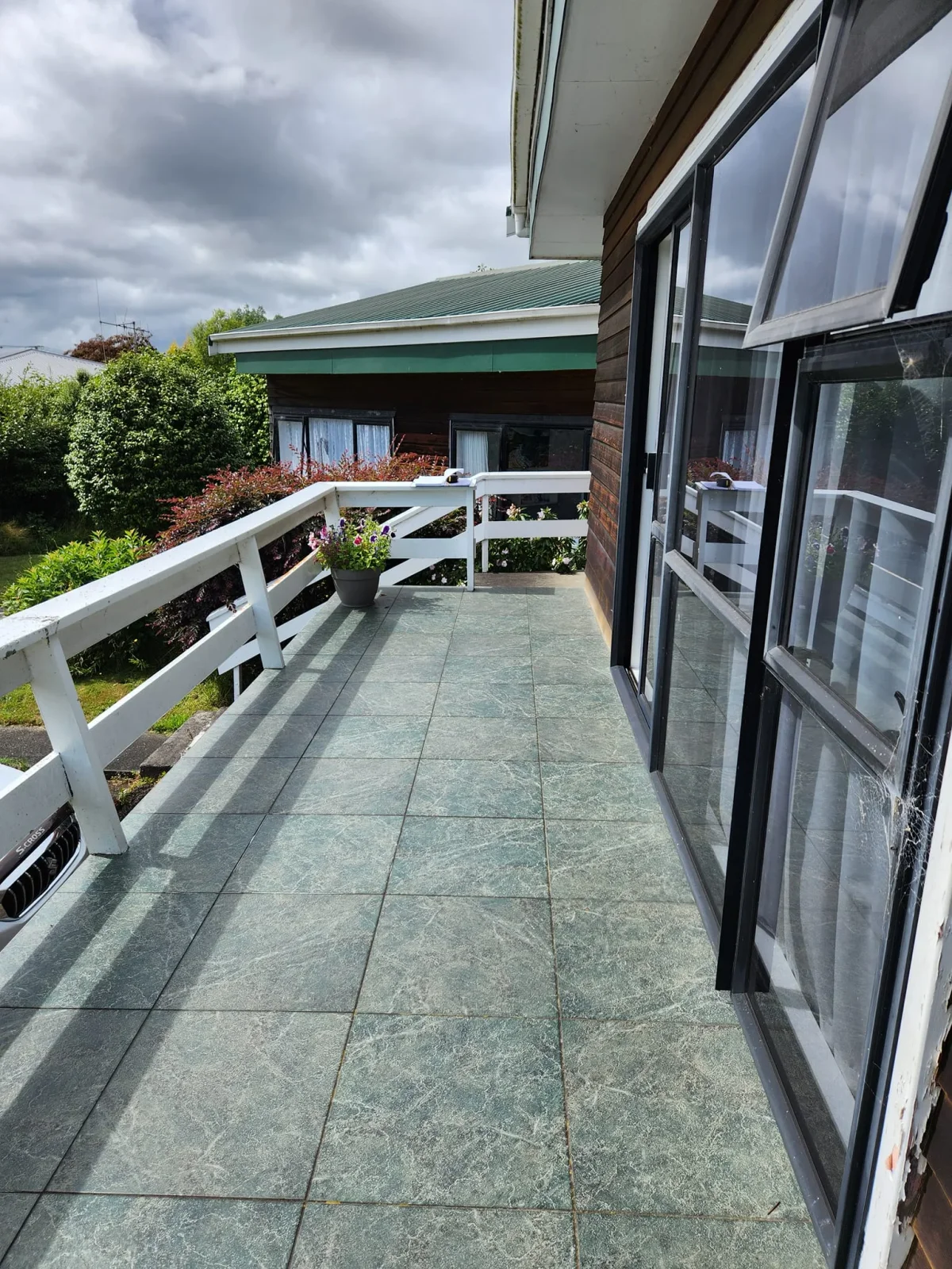 Before photo 4 - Deck 5